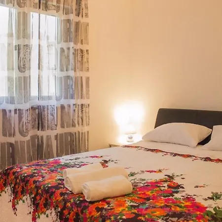 Apartman Heidi *