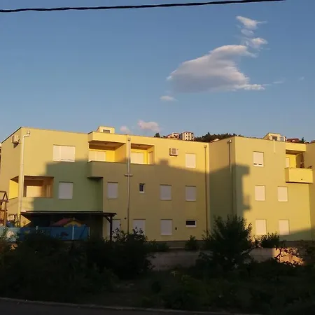 Apartman Heidi *